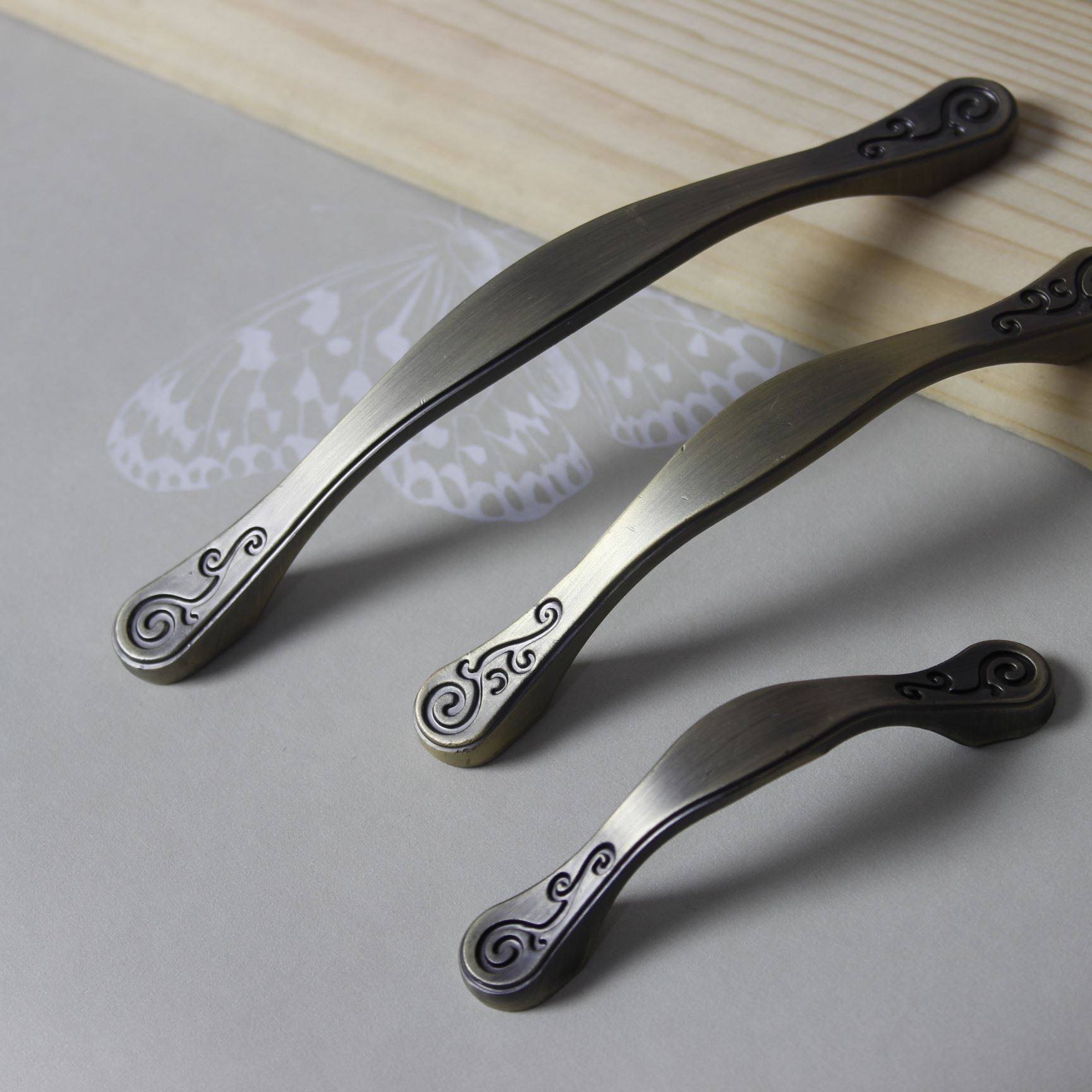 Decorative Bedroom Kitchen Cupboard Drawer Handle Bronze 54111458 eBay