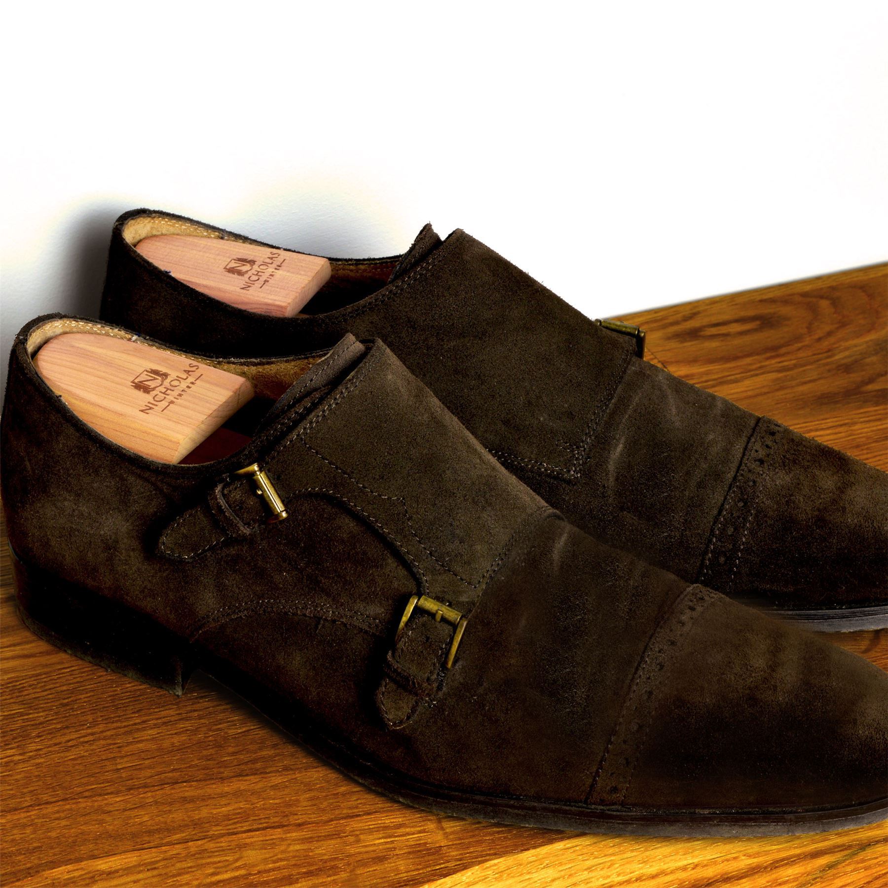 Pair Of Cedar Wood Shoe trees. Adjustable Wooden Shoe Tree