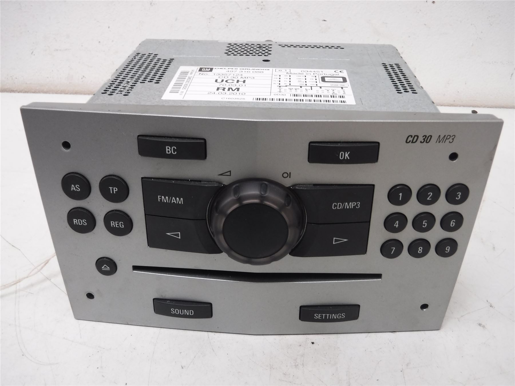 VAUXHALL CORSA D 2012 CD PLAYER RADIO