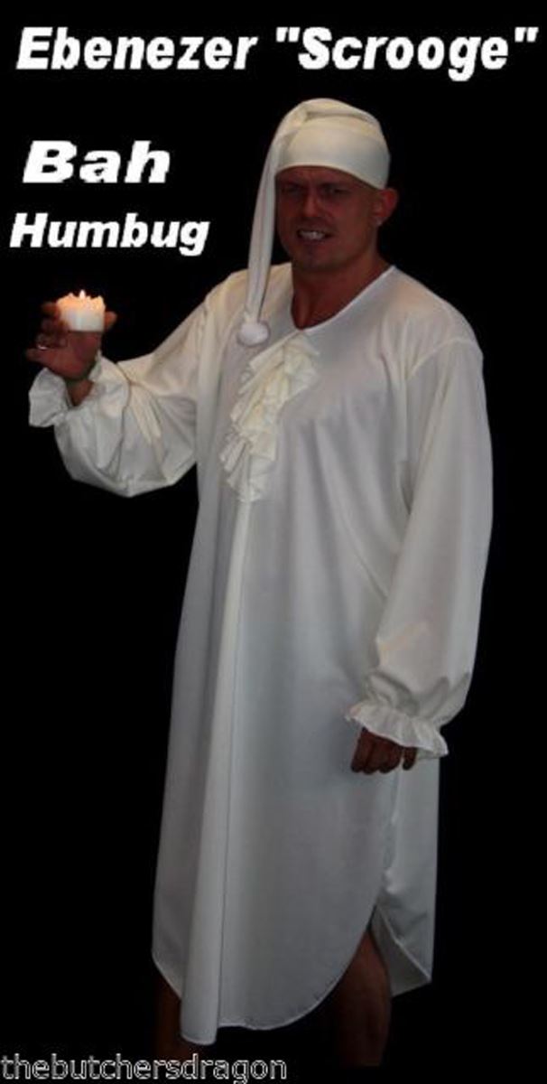 Ebenezer Scrooge Charles Dickens Christmas Carol Fancy Dress Night Gown