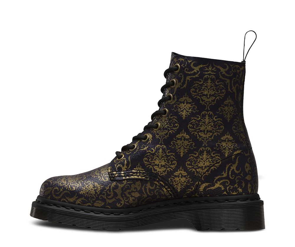 dr martens cristal suede