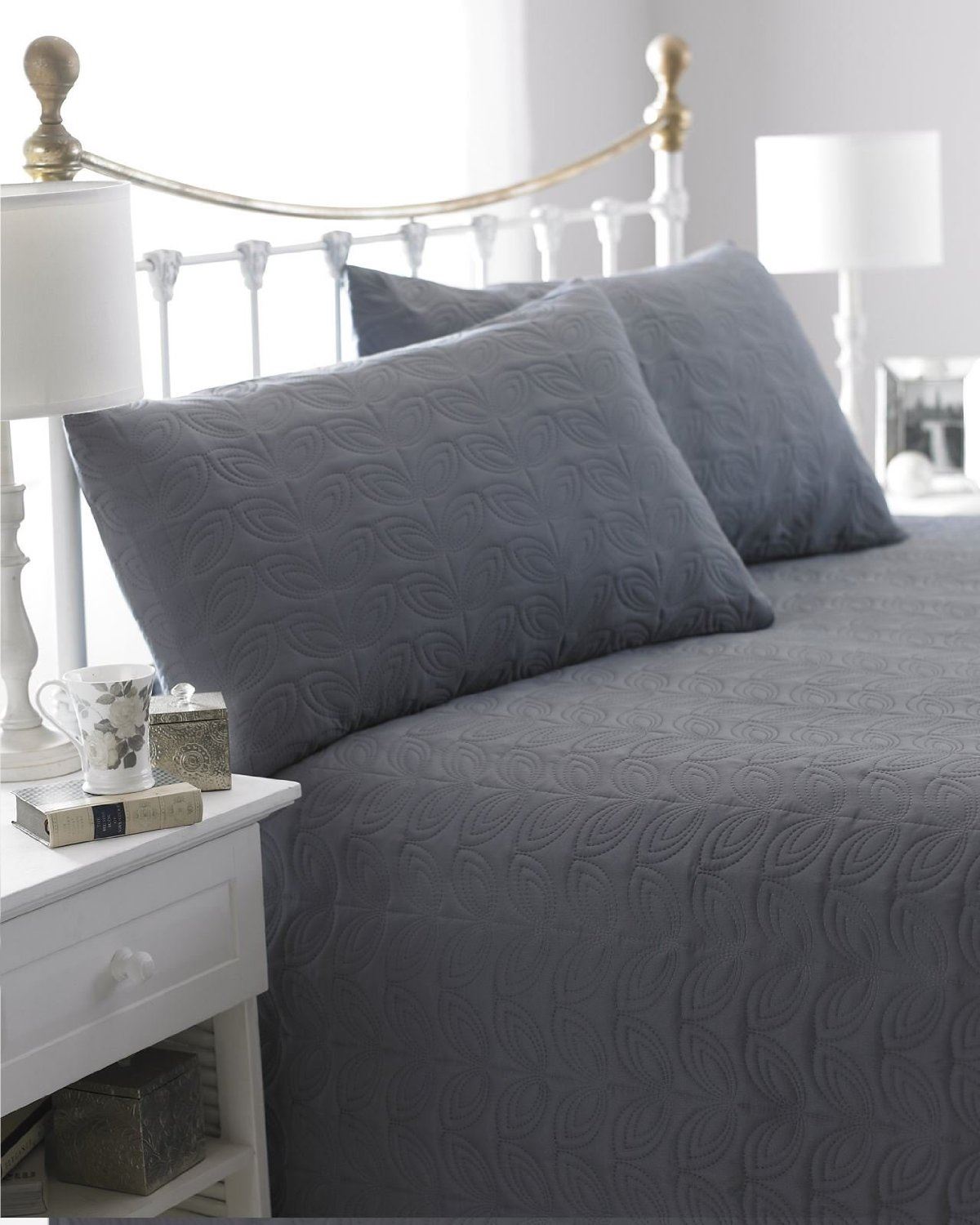 Bedspread With 2 Pillow Shams Bedding Duvet Throw Quilted Embossed