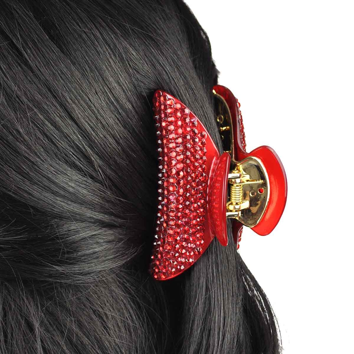 All Listings Clips & Grips. Whether you need them to keep your hairstyle in place, or you want to add a pop of cute colour to your look, our range of clips and grips will style your hair with simplicity.