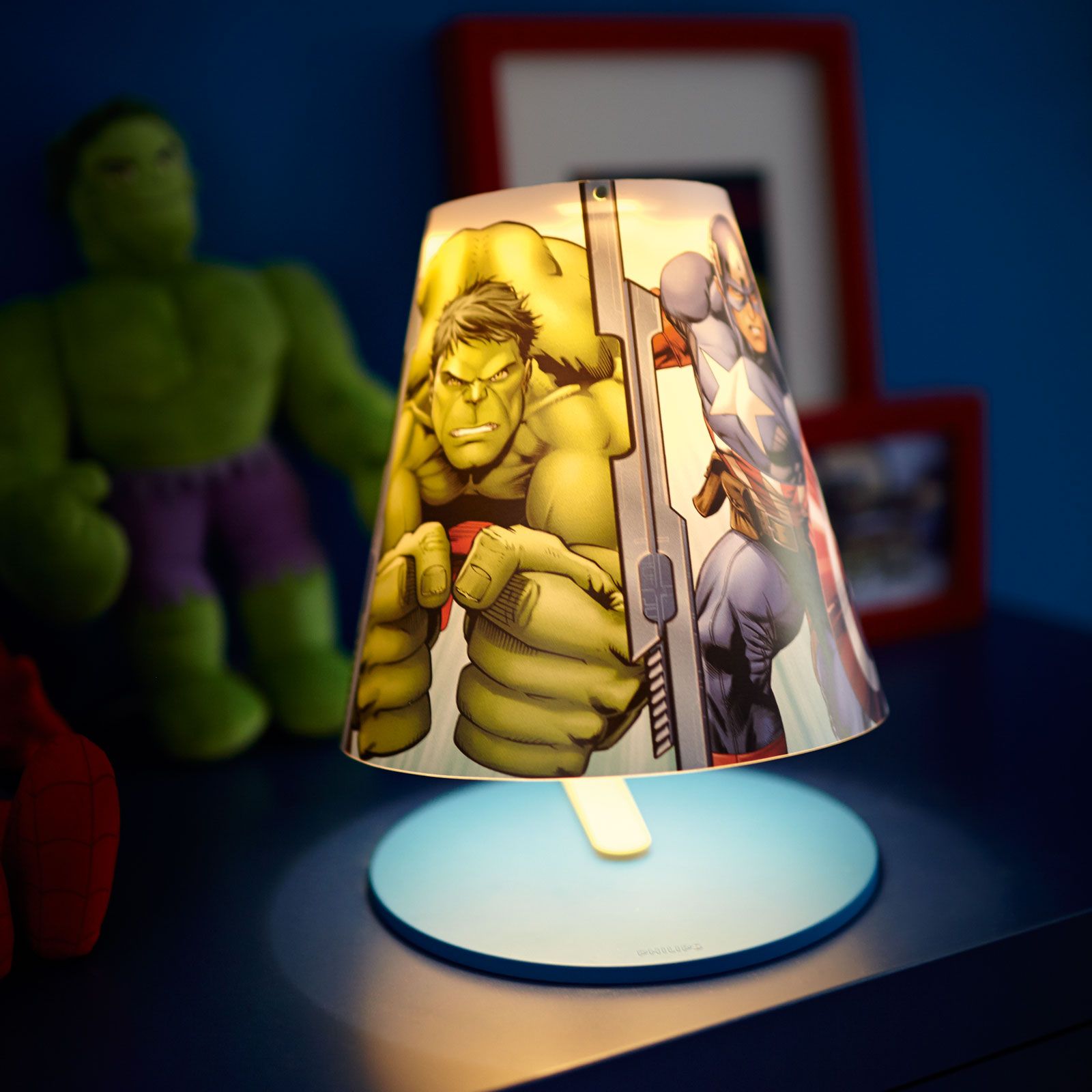 MARVEL AVENGERS LED TABLE LAMP NEW BEDSIDE LIGHT HULK IRON MAN eBay