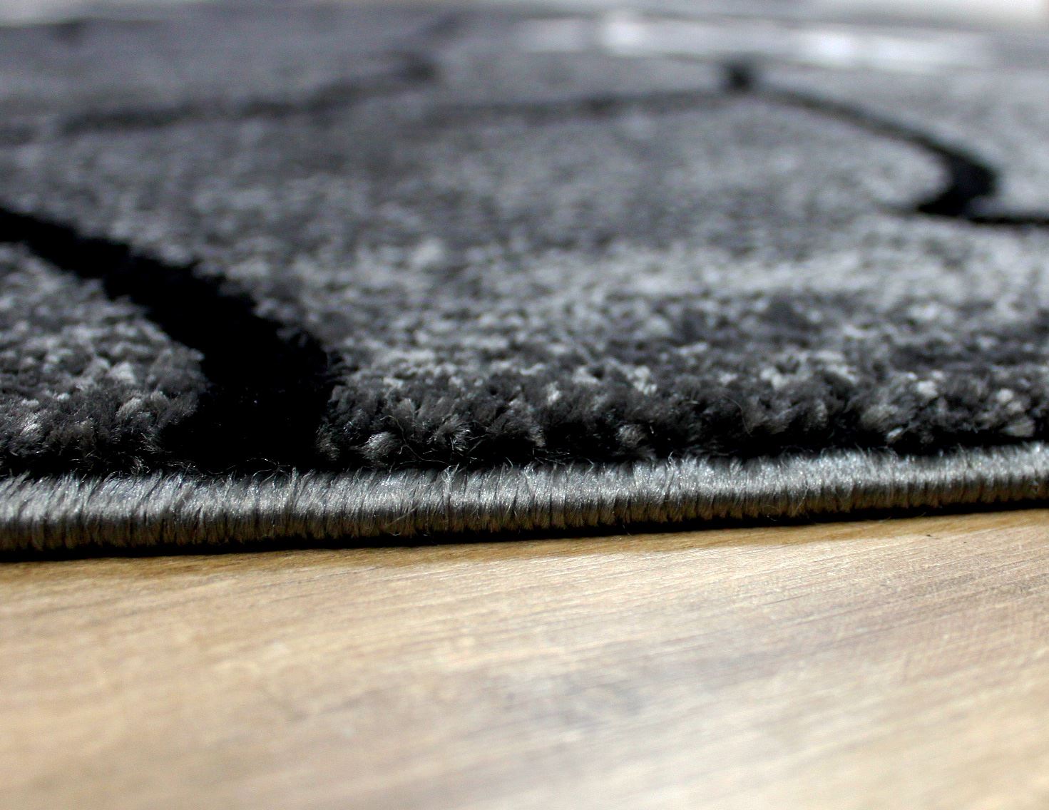 New Extra Large Medium Size Floor Carpets Cheapest Big Rugs Mats Online