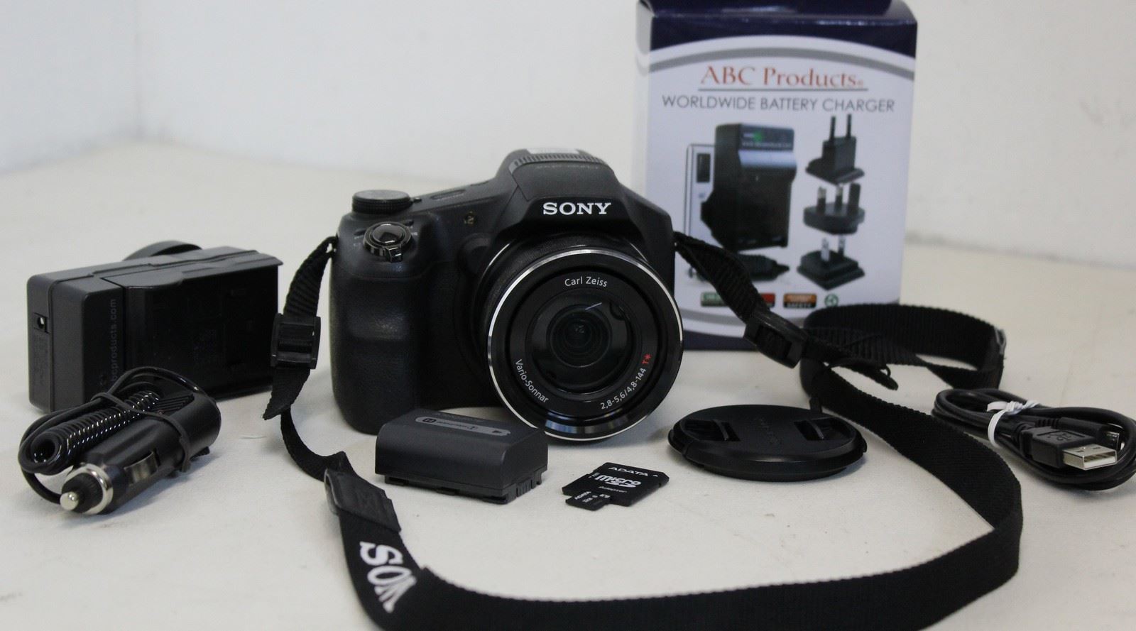 SONY Cybershot DSCHX200V 3" HD 18.2 MP ExmorR Carl Zeiss Digital SLR