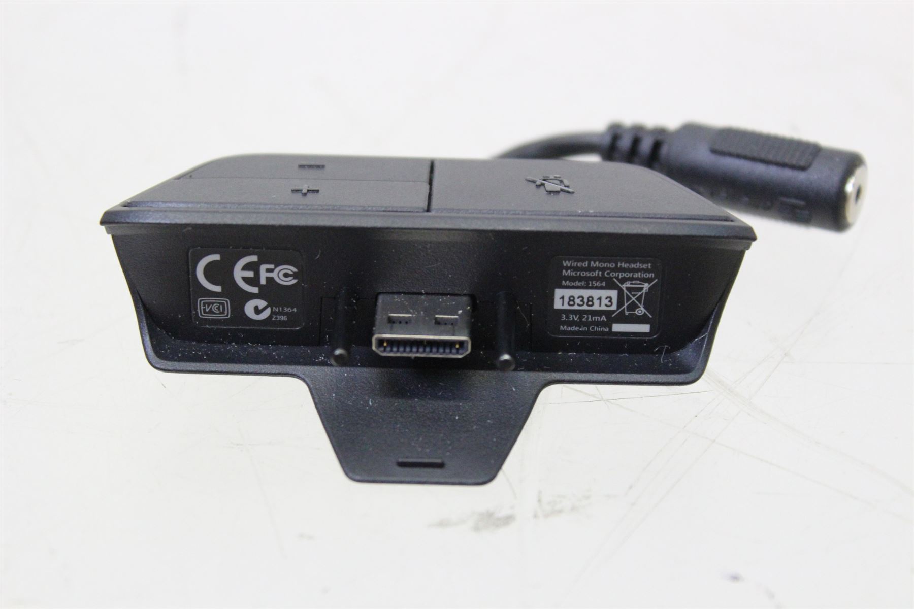 NEW CustomMade 2.5mm Female Jack Xbox One Headphones Headset Adapter