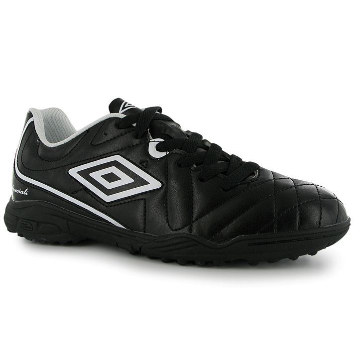 umbro astro turf shoes