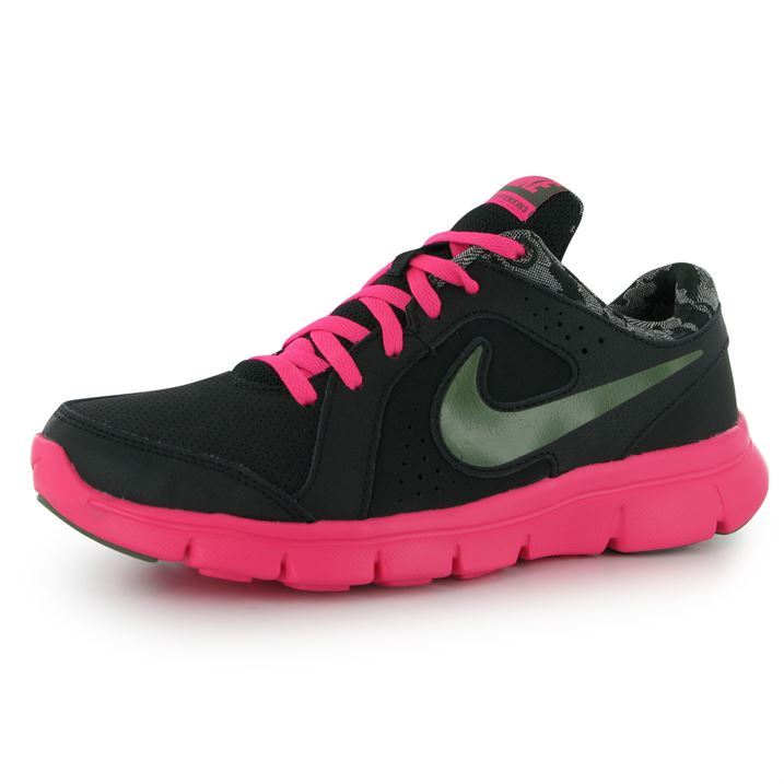 girls nike trainers