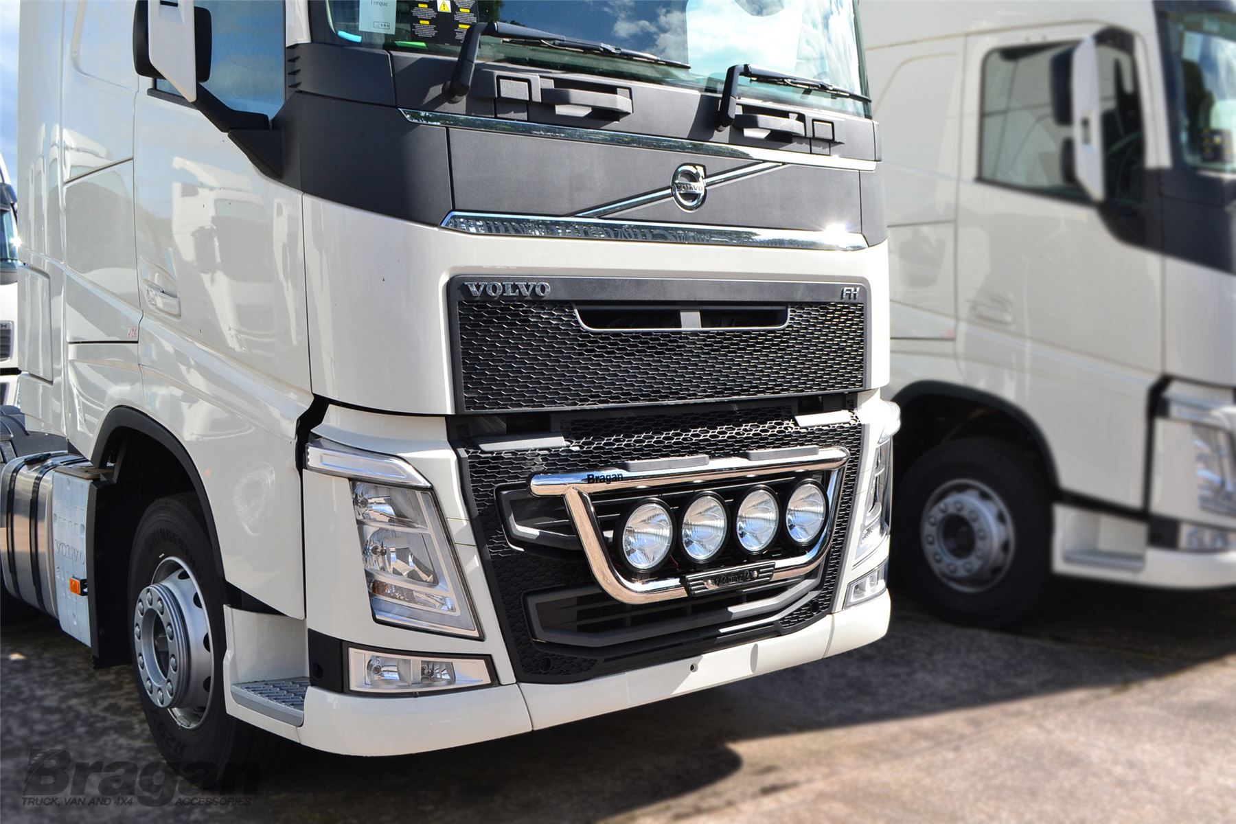 Volvo FH 4 2013+ Polished Stainless Steel Grill Light Bar A Truck With