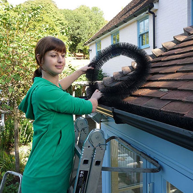 75mm Hedgehog Gutter Brush / Guard Clean Clear Blocked Leaves Twigs