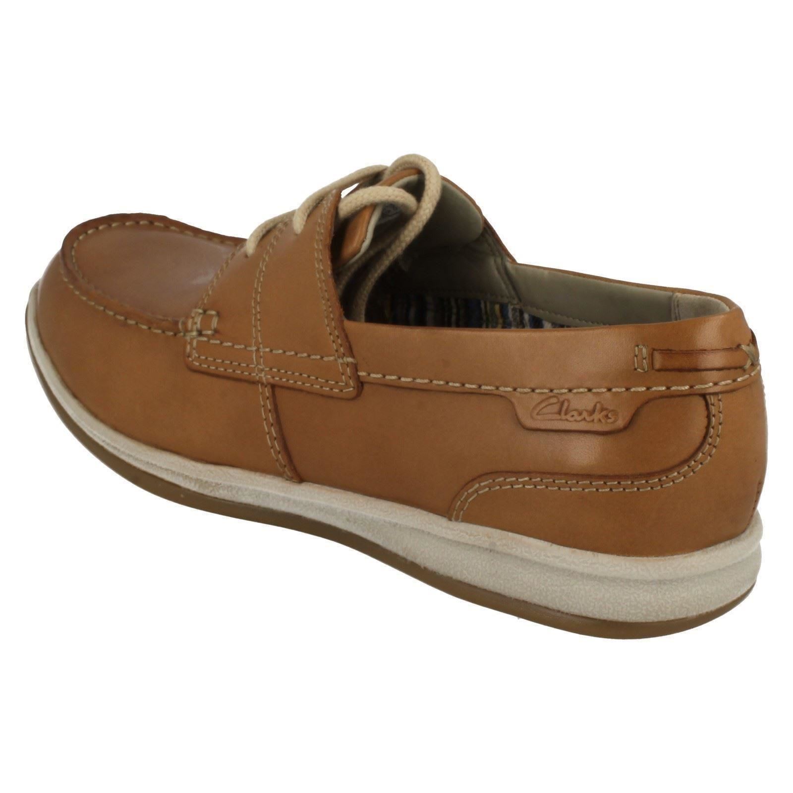 clarks moccasin shoes