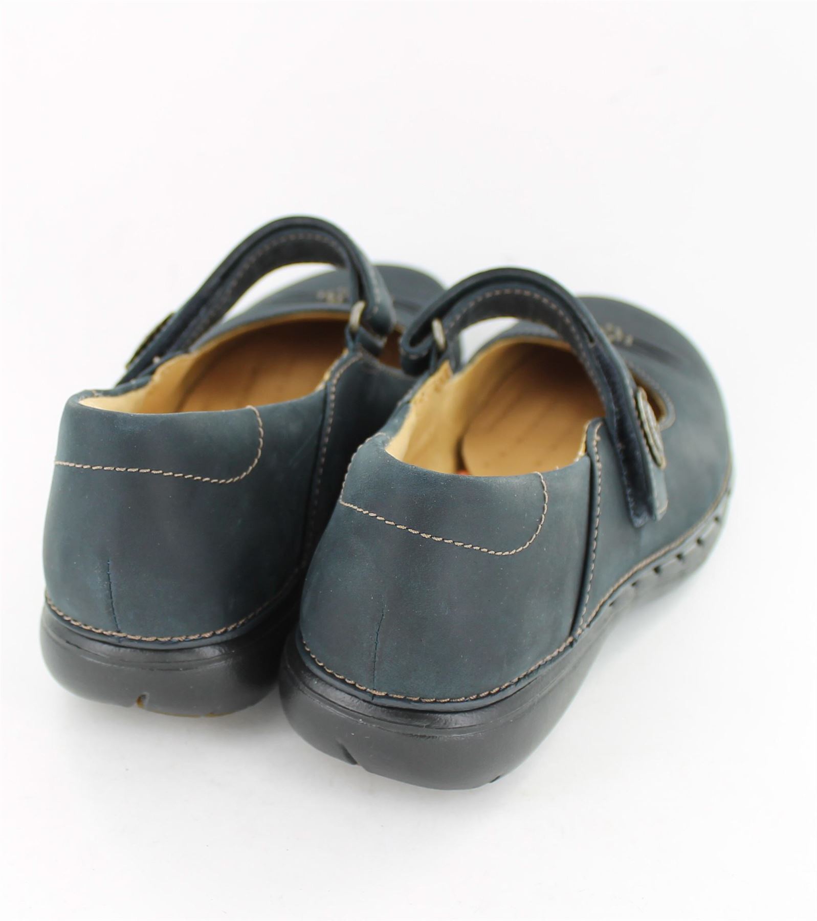CLARKS LADIES CASUAL RED OR BLACK LEATHER UNSTRUCTURED VELCRO SHOES - UN LINDA - Picture 28 of 32