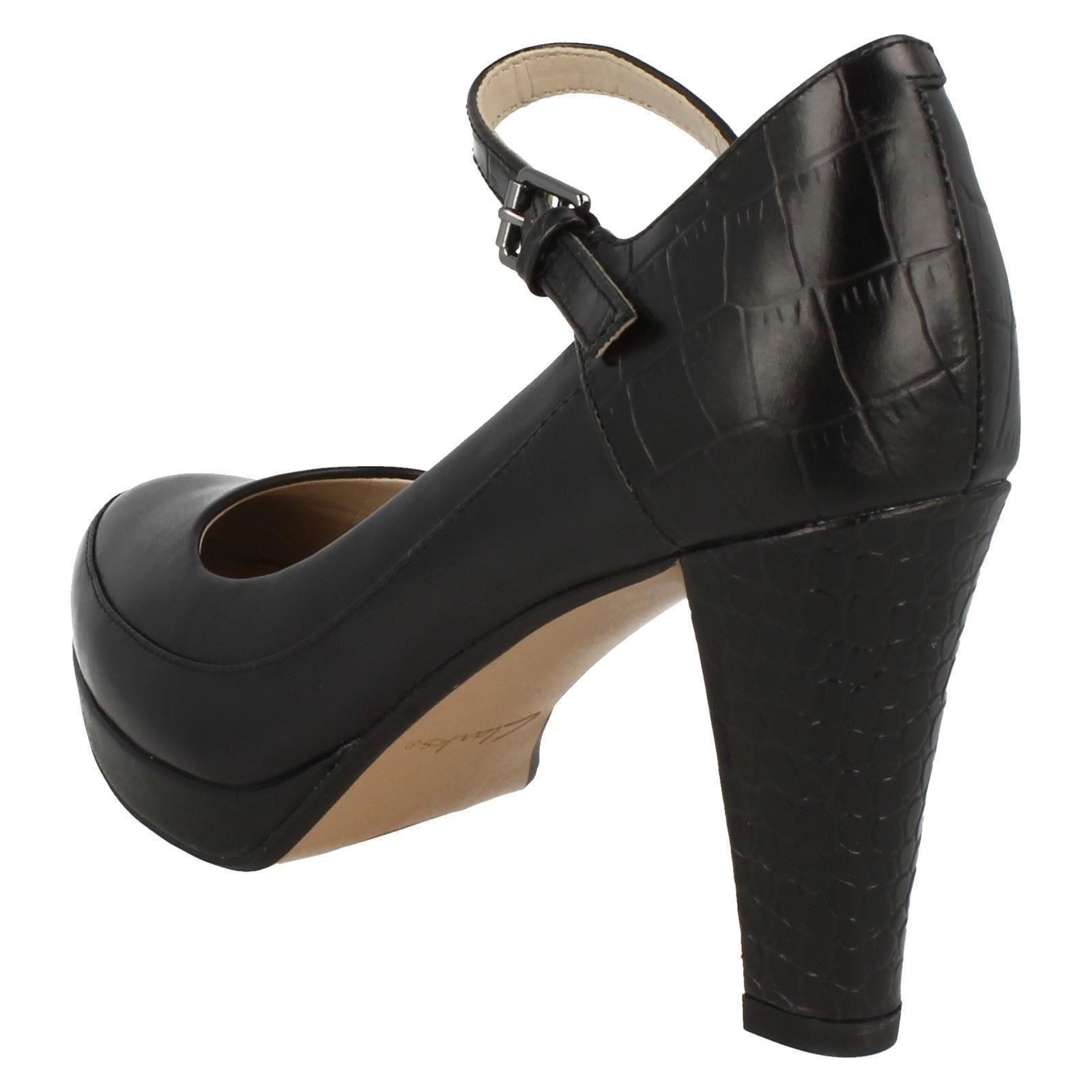 Ladies Clarks Mary Jane Style Shoes Kendra Dime eBay