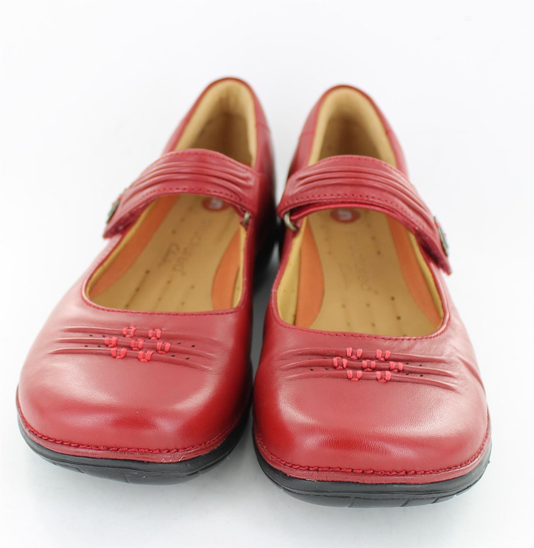 CLARKS LADIES CASUAL RED OR BLACK LEATHER UNSTRUCTURED VELCRO SHOES - UN LINDA - Picture 21 of 32