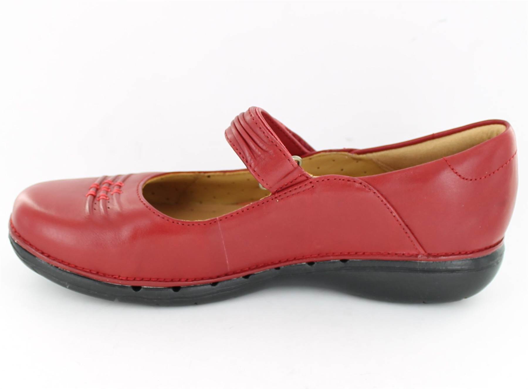 CLARKS LADIES CASUAL RED OR BLACK LEATHER UNSTRUCTURED VELCRO SHOES - UN LINDA - Picture 10 of 32