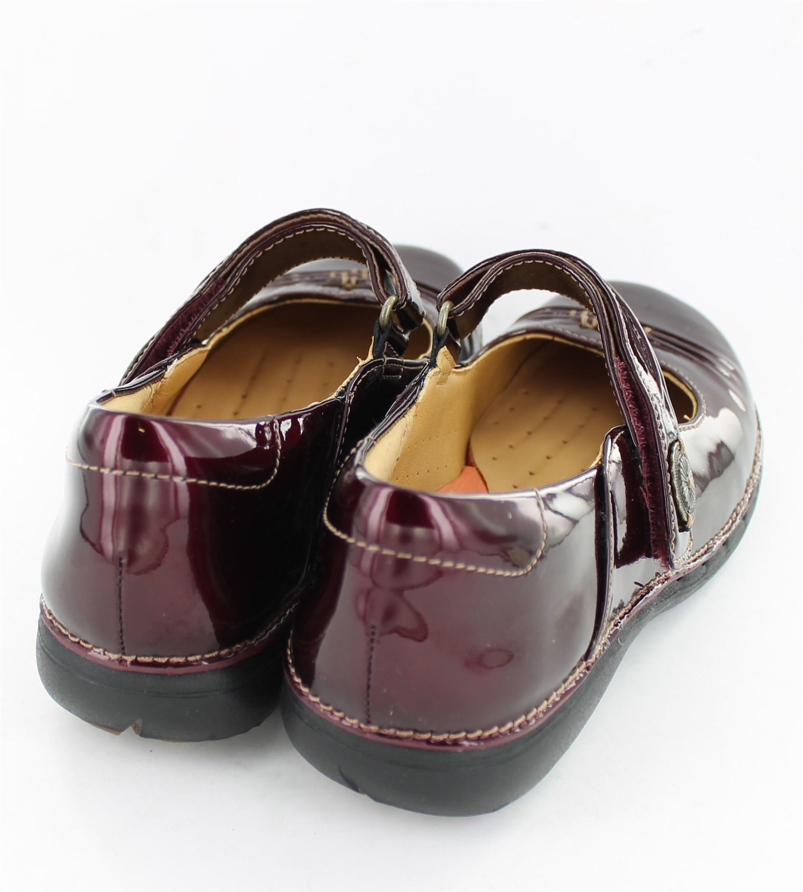 CLARKS LADIES CASUAL RED OR BLACK LEATHER UNSTRUCTURED VELCRO SHOES - UN LINDA - Picture 26 of 32