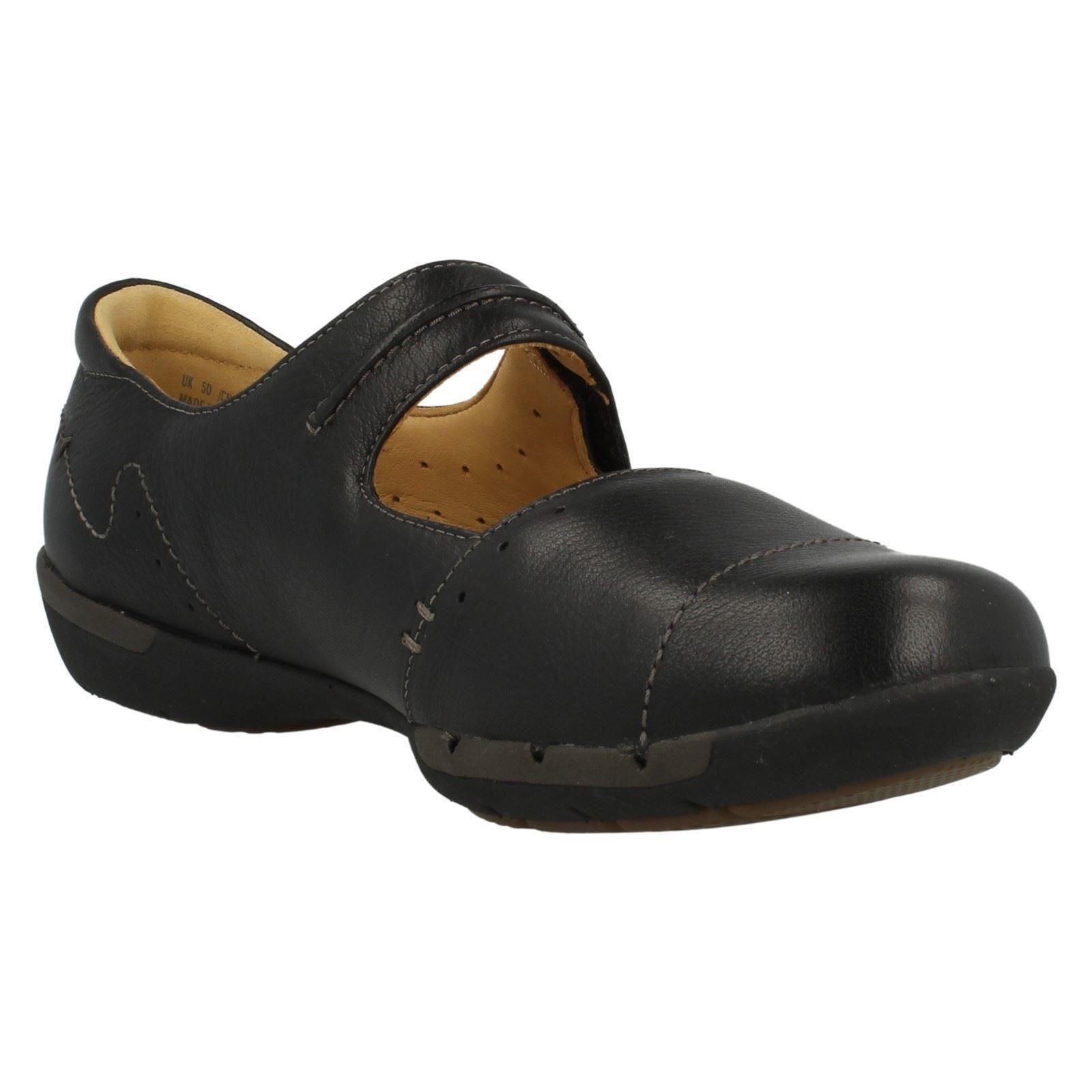 clarks unstructured shoes