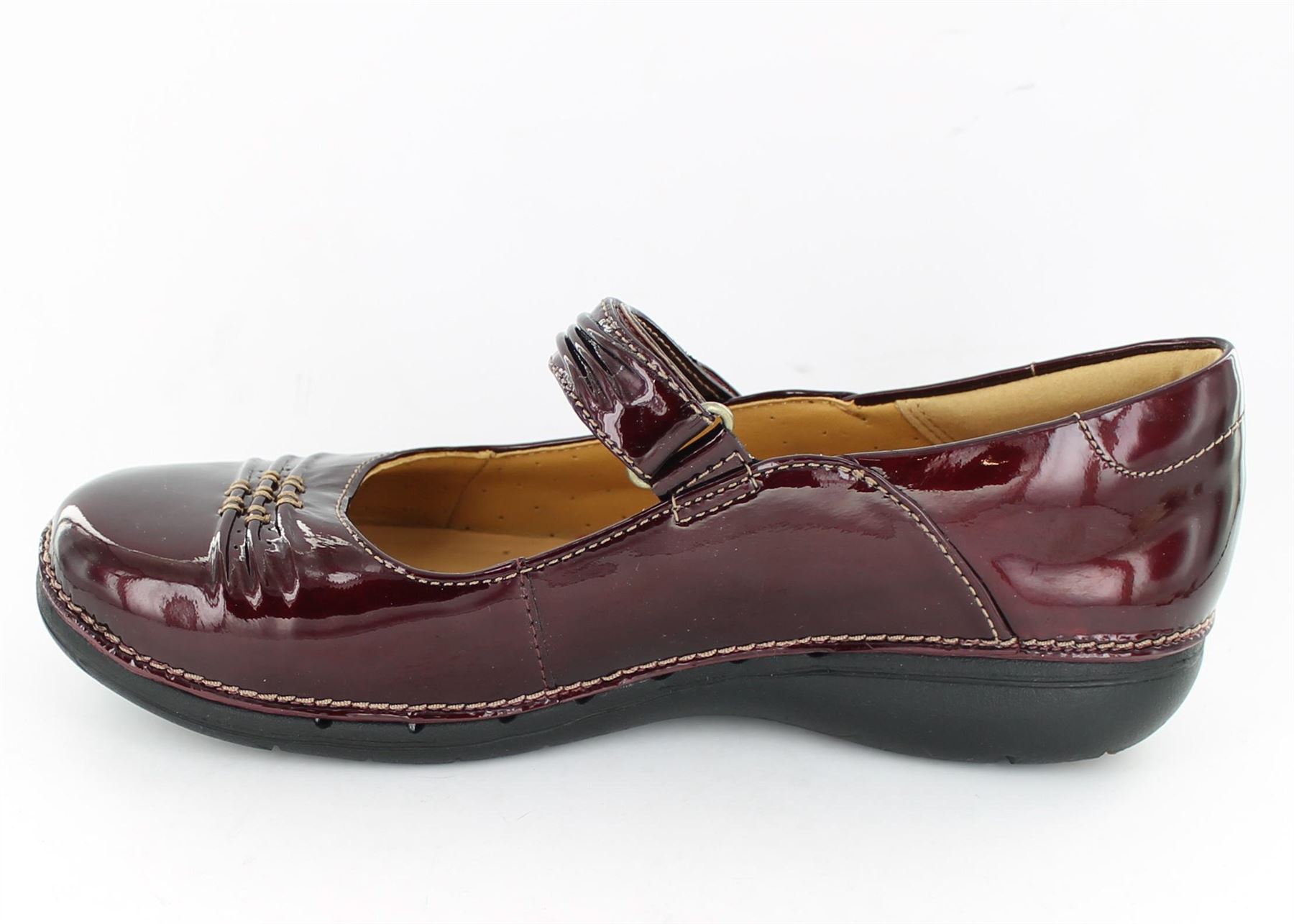 CLARKS LADIES CASUAL RED OR BLACK LEATHER UNSTRUCTURED VELCRO SHOES - UN LINDA - Picture 22 of 32