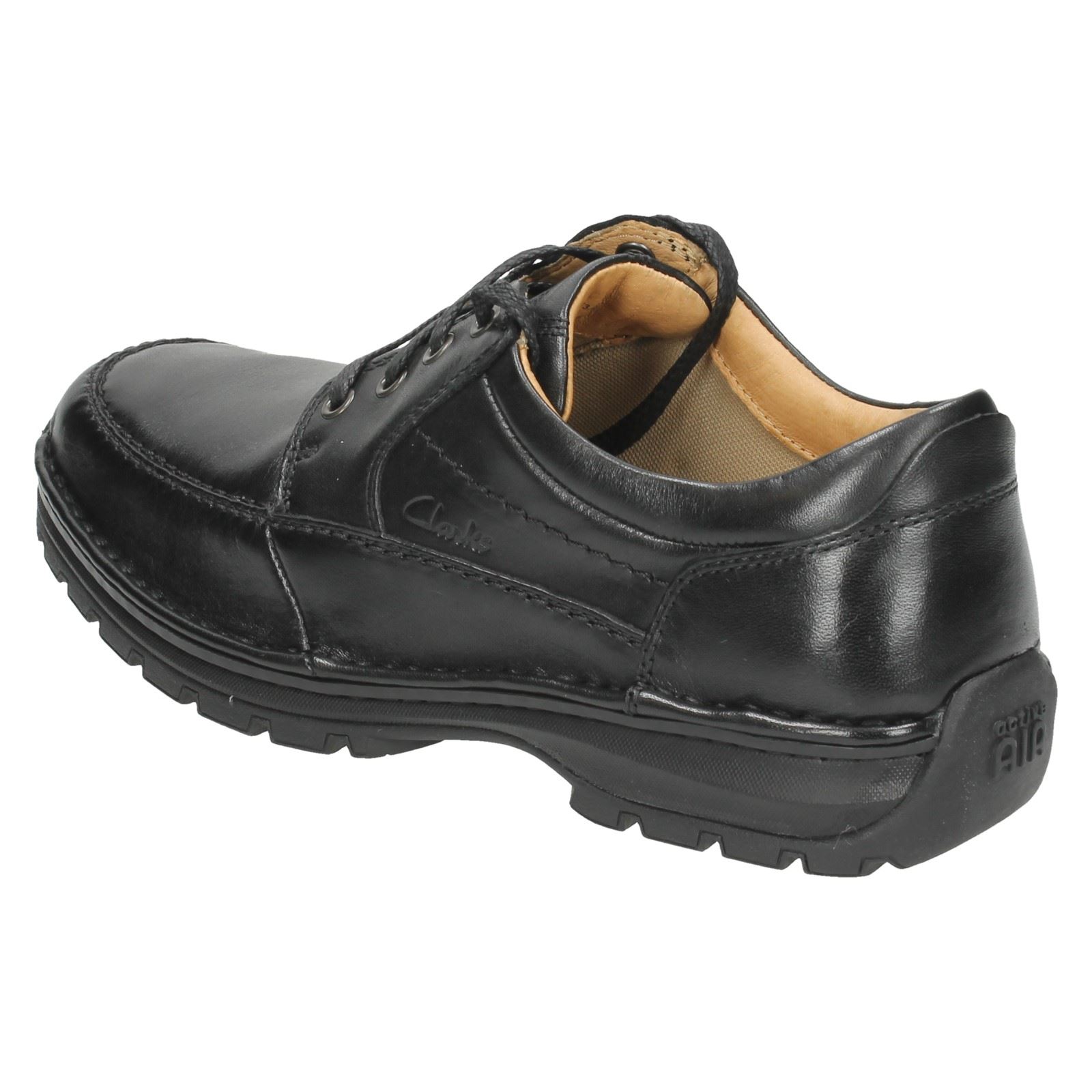 clarks k shoes wide fitting