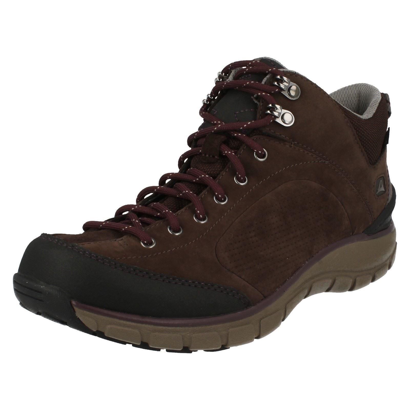clarks canada womens boots