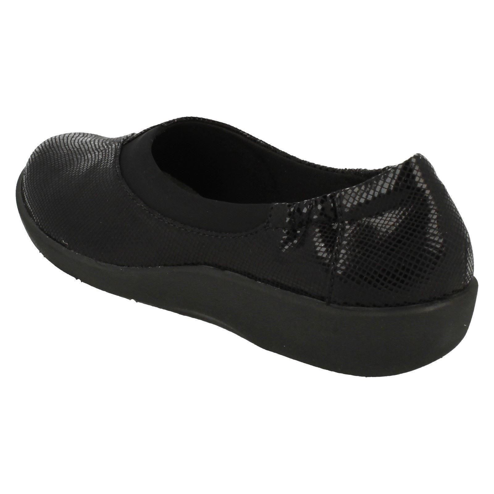 Ladies Clarks Cloudstepper Slip On Shoes Sillian Jetay Ladies Clarks Cloudstepper Slip On Shoes Sillian Jetay