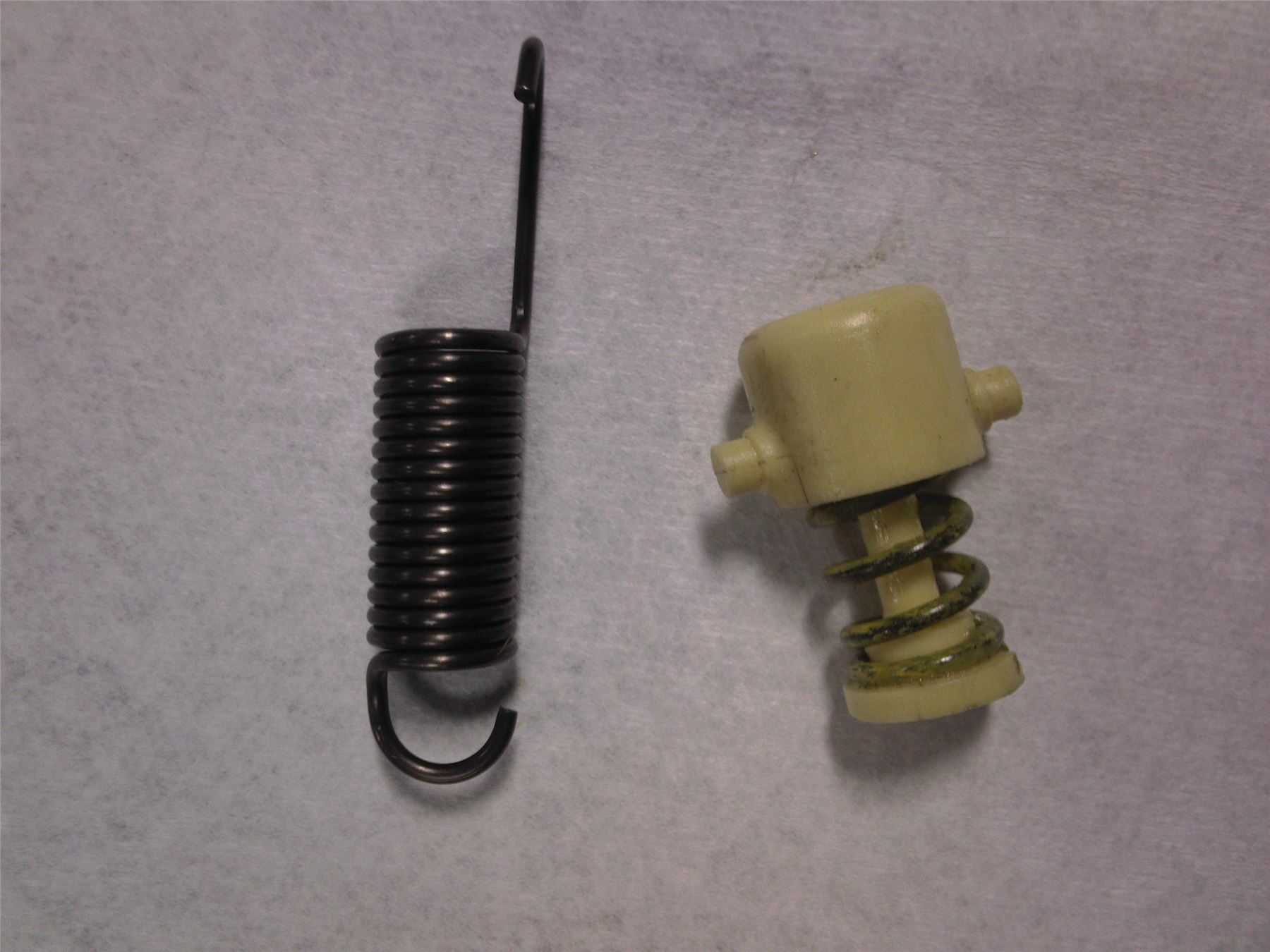 New Genuine Ford Focus 20052011 Clutch Pedal Return Spring 1463580 eBay