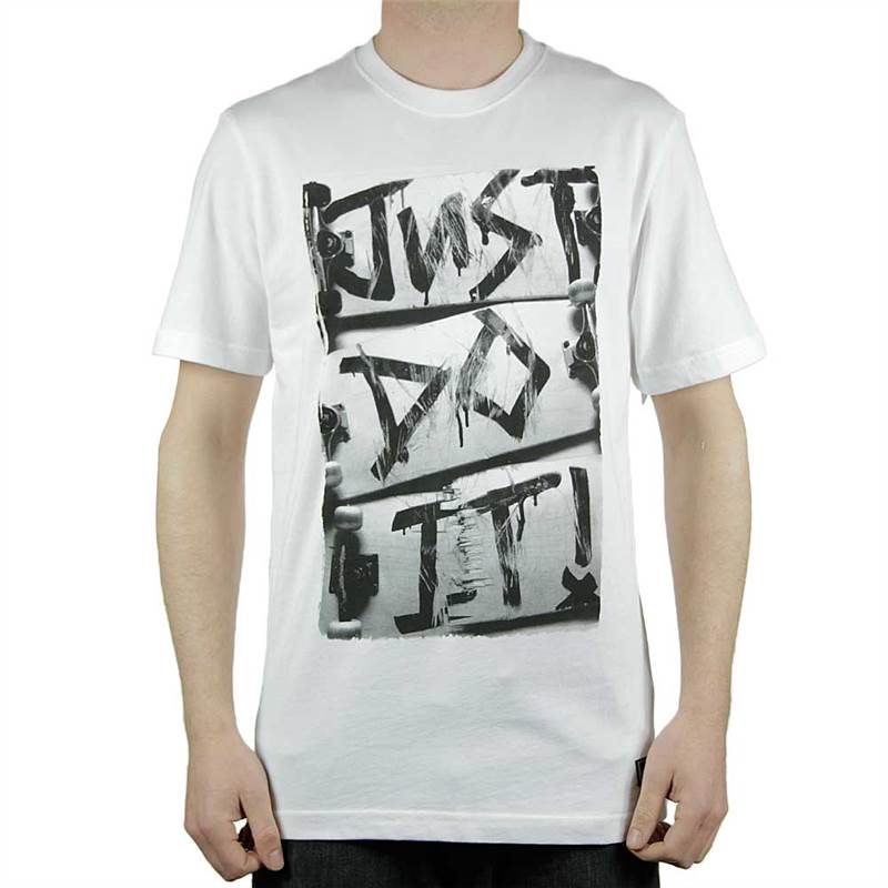 NIKE SKATEBOARDING JUST DO IT BOARDS MENS BLACK/WHITE SKATE TSHIRT SK8
