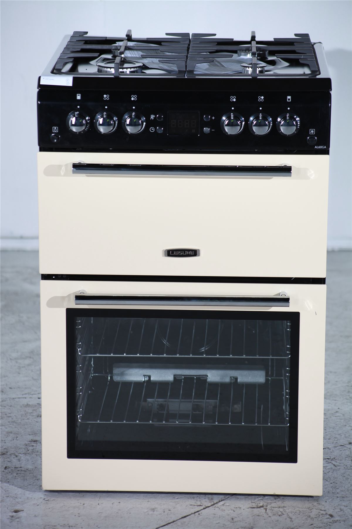 Preloved leisure gas cooker al60gac black & cream for sale in