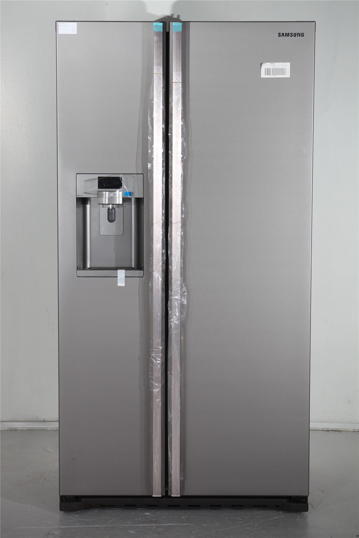 Preloved samsung american fridge freezer & water dispenser rsg5uumh