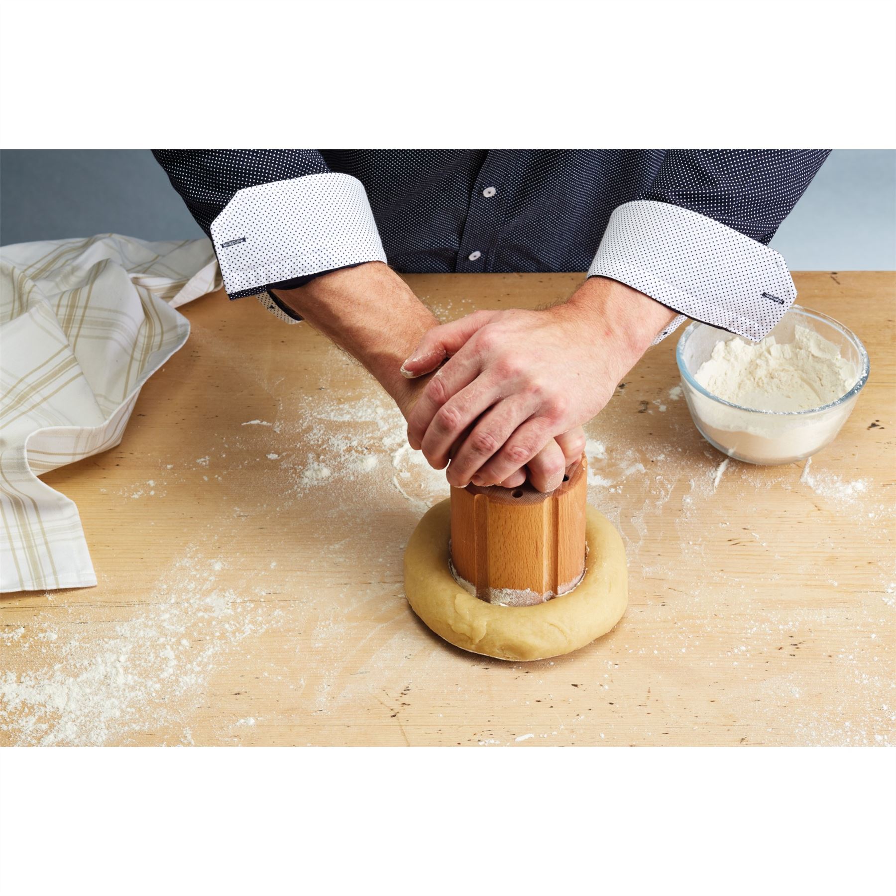 Paul Hollywood Pork Pie Dolly Mould, Large Beechwood eBay