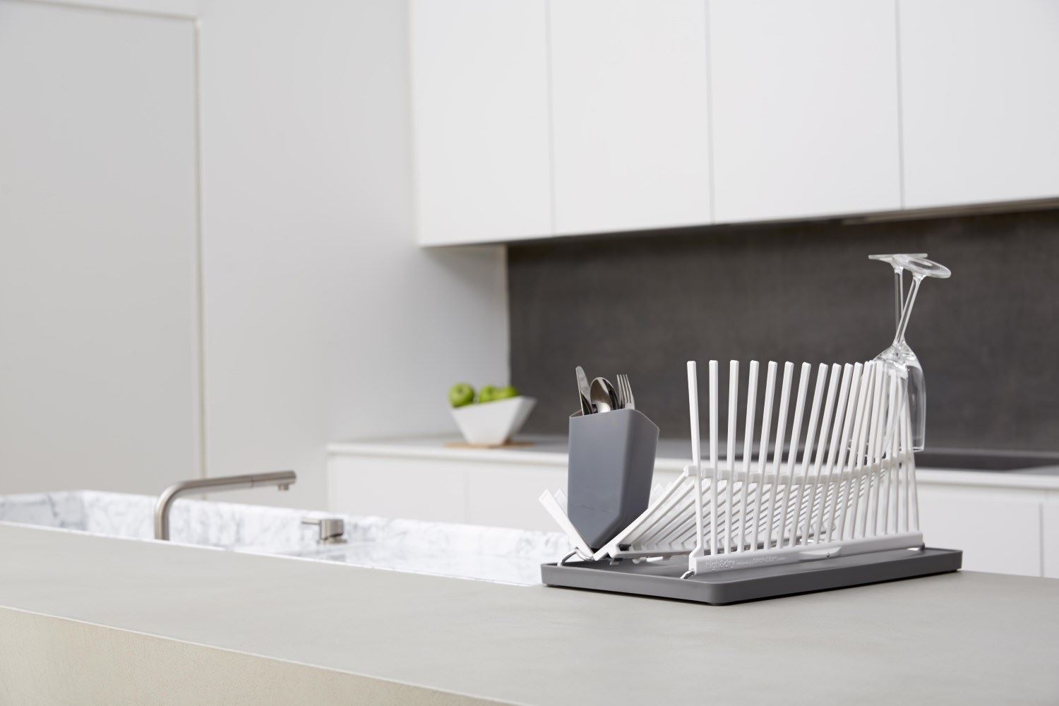 Black + Blum Forminimal Dish Rack Drainer, White 1758