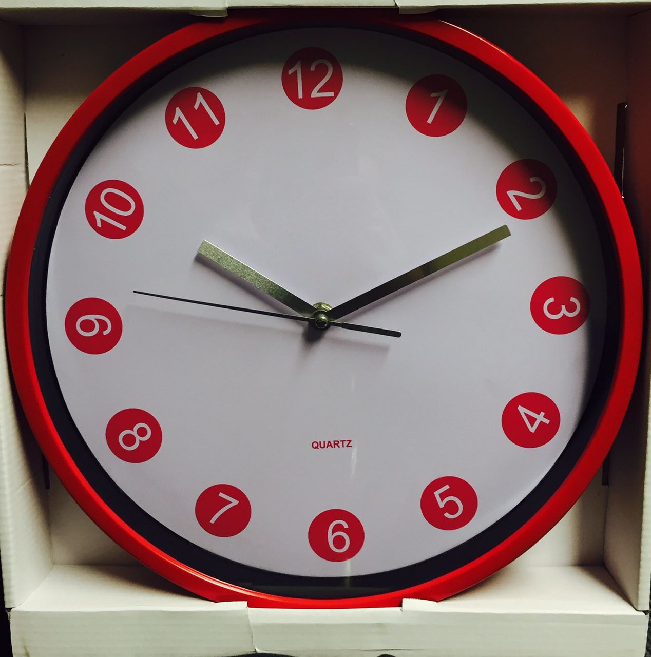 LARGE RED & WHITE RETRO KITCHEN HOME OFFICE WALL CLOCK QUARTZ eBay