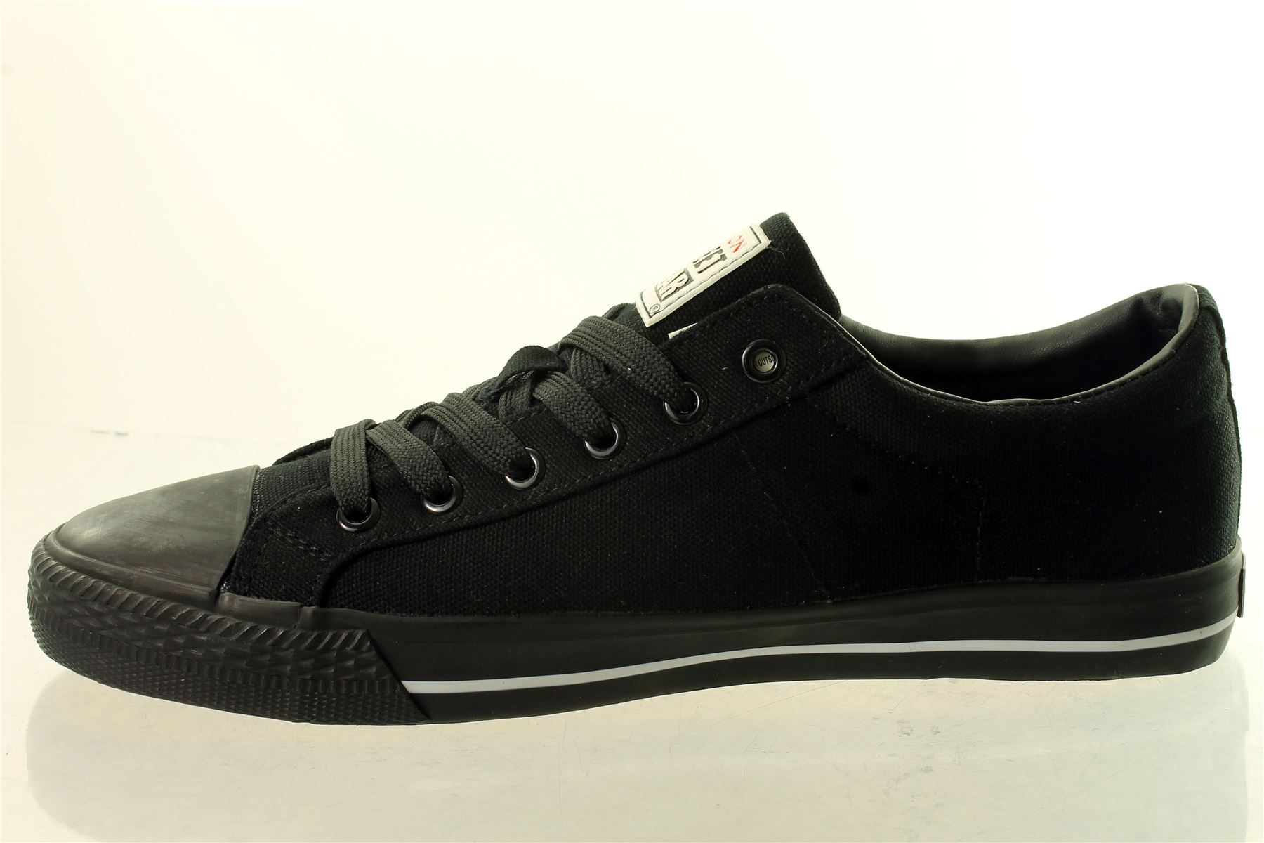 mens streetwear trainers