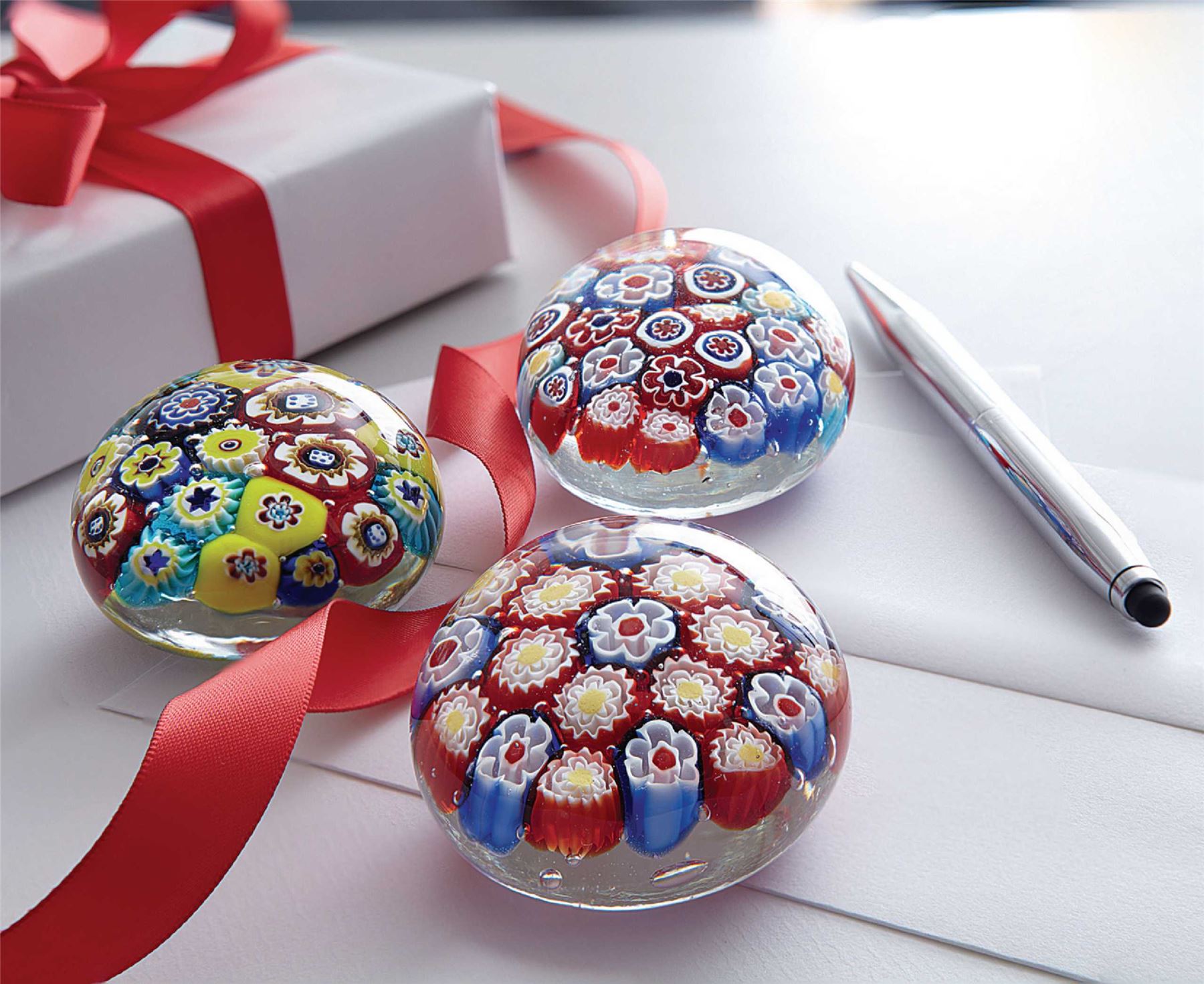 Millefiori Paperweights Set Of 3 Jewellike Glass Flowers Domes Clear Glass Gift eBay