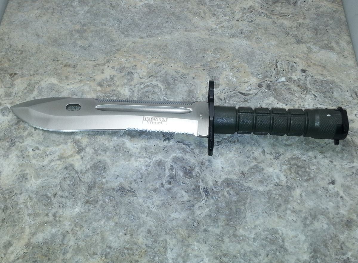 12.75" Stainless Steel Serrated Blade Hunting Survival Knife